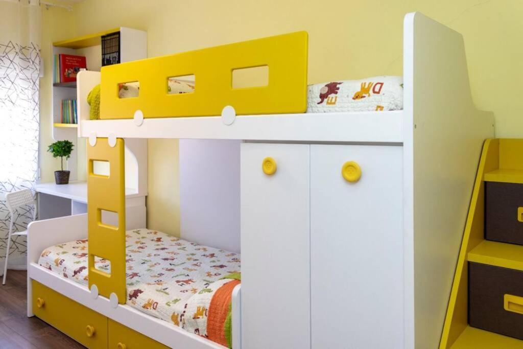 La Casa De Silvia Visita Parque Warner, Madrid Y Alrededores San Martín de la Vega Kültér fotó